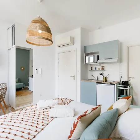 アパート Confortable Centre